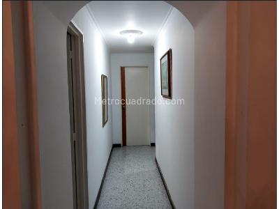 Apartamento en venta en La Castellana, Medellín · foto 5 de 10