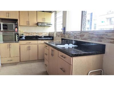 Apartamento en venta en Laureles Nogal, Medellín · foto 6 de 14