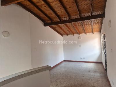 Casa de 5 alcobas en venta en Conquistadores, Medellín, 270 m² · foto 6 de 20