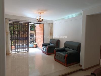 Apartamento de 3 alcobas en venta en Laureles, Medellín, 140 m² · foto 5 de 11