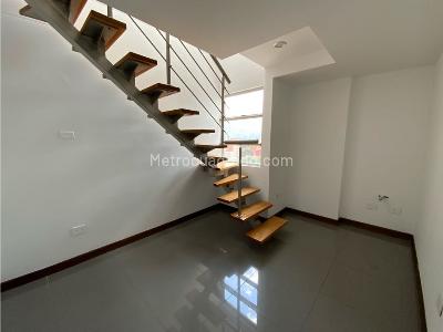 Apartamento de 4 alcobas en venta en Laureles, Medellín, 200 m² · foto 4 de 19