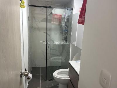 Apartamento en venta en Loma De Los Bernal, Medellín · foto 11 de 12