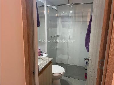 Apartamento en venta en Loma De Los Bernal, Medellín · foto 7 de 12