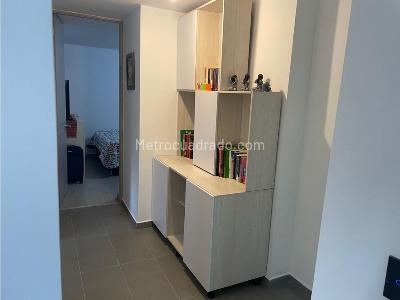 Apartamento en venta en Loma De Los Bernal, Medellín · foto 8 de 12