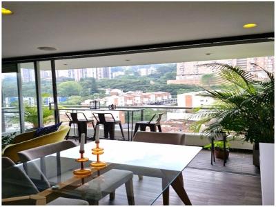 Apartamento de 2 alcobas en venta en Loma Del Indio, Medellín, 68 m² · foto 1 de 17