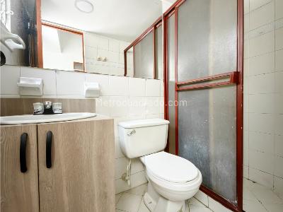 Apartamento de 3 alcobas en venta en Prado Centro, Medellín, 84 m² · foto 11 de 20