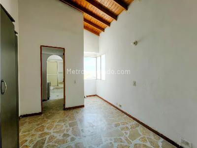 Apartamento de 3 alcobas en venta en Prado Centro, Medellín, 84 m² · foto 14 de 20