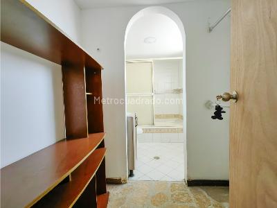 Apartamento de 3 alcobas en venta en Prado Centro, Medellín, 84 m² · foto 16 de 20