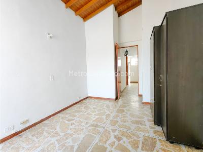 Apartamento de 3 alcobas en venta en Prado Centro, Medellín, 84 m² · foto 18 de 20