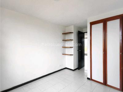 Apartaestudio en venta en Prado Centro, Medellín, 44 m² · foto 10 de 20