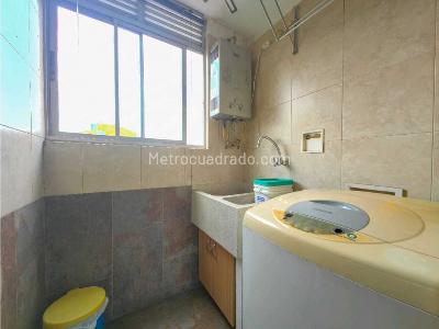 Apartamento de 3 alcobas en venta en Conquistadores, Medellín, 114 m² · foto 15 de 20