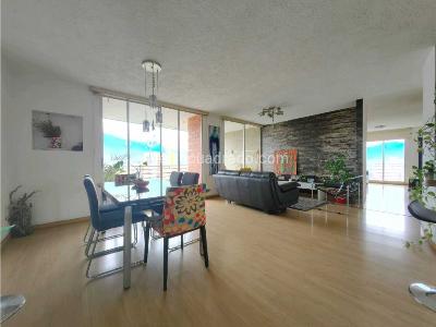Apartamento de 3 alcobas en venta en Conquistadores, Medellín, 114 m² · foto 2 de 20