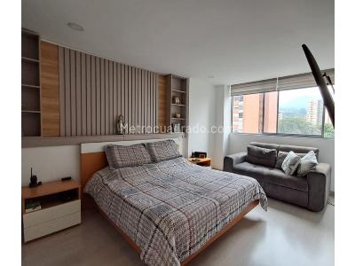 Apartamento de 3 alcobas en venta en Loma De Los Mesa, Envigado, 101 m² · foto 2 de 8