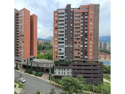 Apartamento de 3 alcobas en venta en Loma De Los Mesa, Envigado, 101 m² · foto 4 de 8