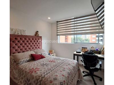 Apartamento de 3 alcobas en venta en Loma De Los Mesa, Envigado, 101 m² · foto 5 de 8