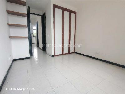 Apartaestudio en venta en Prado Centro, Medellín, 44 m² · foto 11 de 13