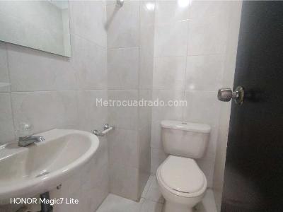 Apartaestudio en venta en Prado Centro, Medellín, 44 m² · foto 7 de 13
