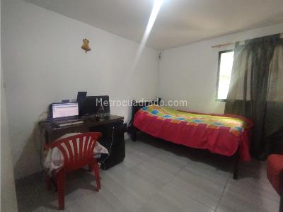 Apartamento en venta en Villa Hermosa, Medellín · foto 14 de 20
