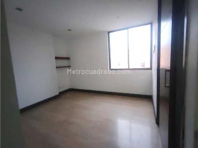 Apartamento de 3 alcobas en venta en Laureles, Medellín, 120 m² · foto 13 de 20