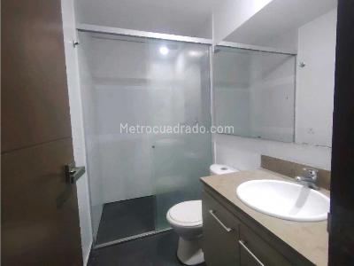 Apartamento de 3 alcobas en venta en Laureles, Medellín, 120 m² · foto 14 de 20
