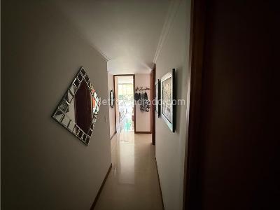 Apartamento de 4 alcobas en venta en La Castellana, Medellín, 150 m² · foto 9 de 19