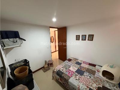 Apartamento de 4 alcobas en venta en La Castellana, Medellín, 150 m² · foto 14 de 19