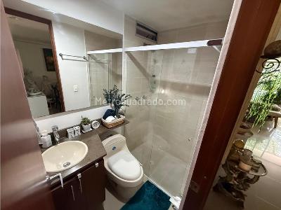 Apartamento de 4 alcobas en venta en La Castellana, Medellín, 150 m² · foto 18 de 19