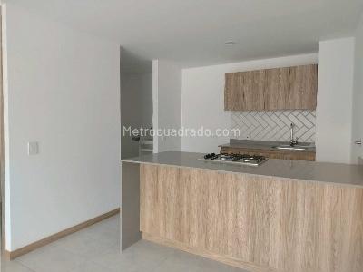 Apartamento de 2 alcobas en venta en Sabaneta, Sabaneta, 68 m² · foto 3 de 14