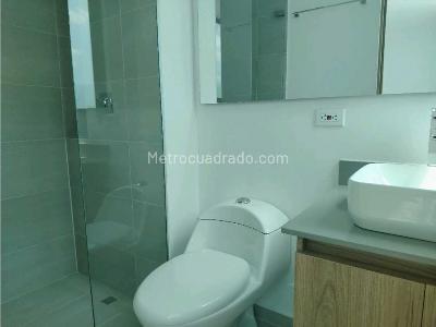 Apartamento de 2 alcobas en venta en Sabaneta, Sabaneta, 68 m² · foto 7 de 14