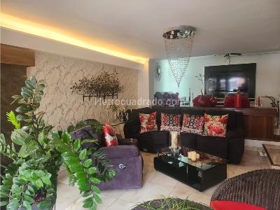 Apartamento en venta en Laureles, Medellín · foto 2 de 20