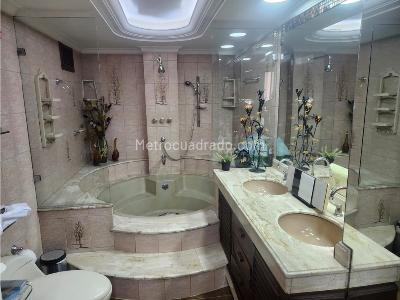 Apartamento en venta en Laureles, Medellín · foto 19 de 20