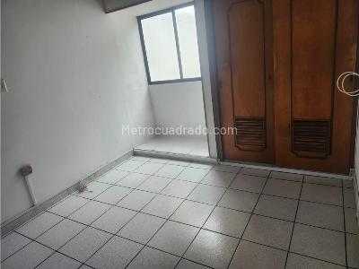 Casa de 5 alcobas en venta en Belen Miravalle, Medellín, 184 m² · foto 5 de 13