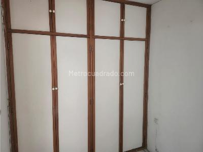 Casa de 5 alcobas en venta en Belen Miravalle, Medellín, 184 m² · foto 10 de 13