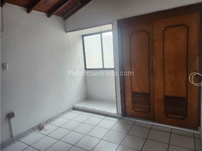 Casa de 5 alcobas en venta en Belen Miravalle, Medellín, 184 m² · foto 12 de 13