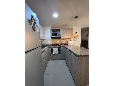 Apartamento en venta en La Floresta, Medellín · foto 3 de 5
