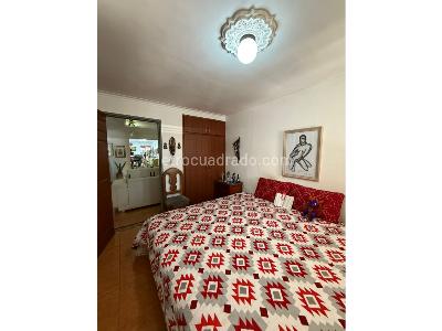 Casa de 3 alcobas en venta en La Castellana, Medellín, 270 m² · foto 7 de 17