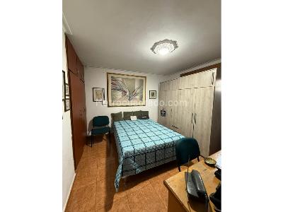 Casa de 3 alcobas en venta en La Castellana, Medellín, 270 m² · foto 8 de 17