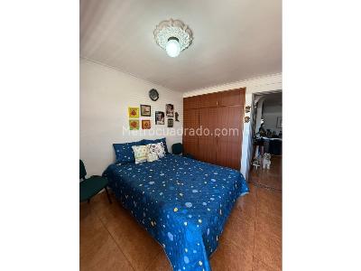 Casa de 3 alcobas en venta en La Castellana, Medellín, 270 m² · foto 11 de 17