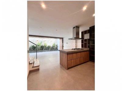 Casa de 4 alcobas en venta en Barro Blanco, Rionegro, 252 m² · foto 4 de 20