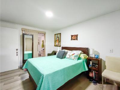 Apartamento de 3 alcobas en venta en Conquistadores, Medellín, 115 m² · foto 4 de 20