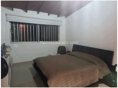 Casa de 3 alcobas en venta en San German, Medellín, 137 m² · foto 8 de 16