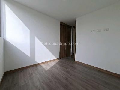 Apartamento en venta en Envigado, Medellín · foto 7 de 14