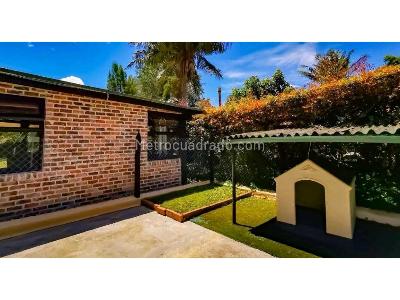 Casa de 4 alcobas en venta en Llanogrande, Rionegro, 1400 m² · foto 2 de 20