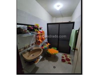 Casa de 4 alcobas en venta en La Pradera, Medellín, 161 m² · foto 7 de 16