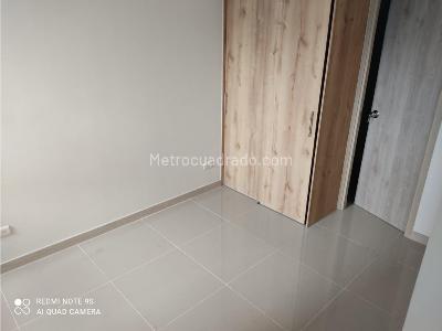 Apartamento en venta en La Pilarica, Medellín · foto 8 de 15