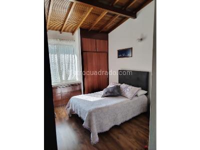 Casa de 5 alcobas en venta en Laureles, Medellín, 208 m² · foto 15 de 19