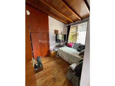 Casa de 5 alcobas en venta en Laureles, Medellín, 208 m² · foto 16 de 19