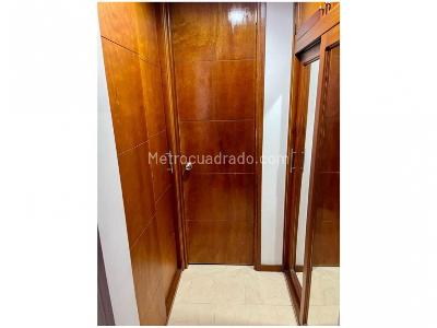 Apartamento de 3 alcobas en venta en Laureles, Medellín, 88 m² · foto 5 de 16
