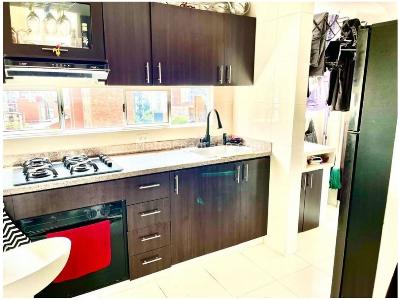 Apartamento de 3 alcobas en venta en Laureles, Medellín, 88 m² · foto 10 de 16
