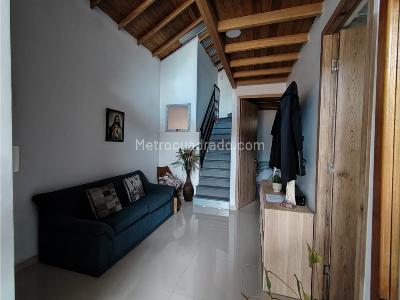 Apartamento de 1 alcoba en venta en Carmelo, Bello, 67 m² · foto 7 de 20